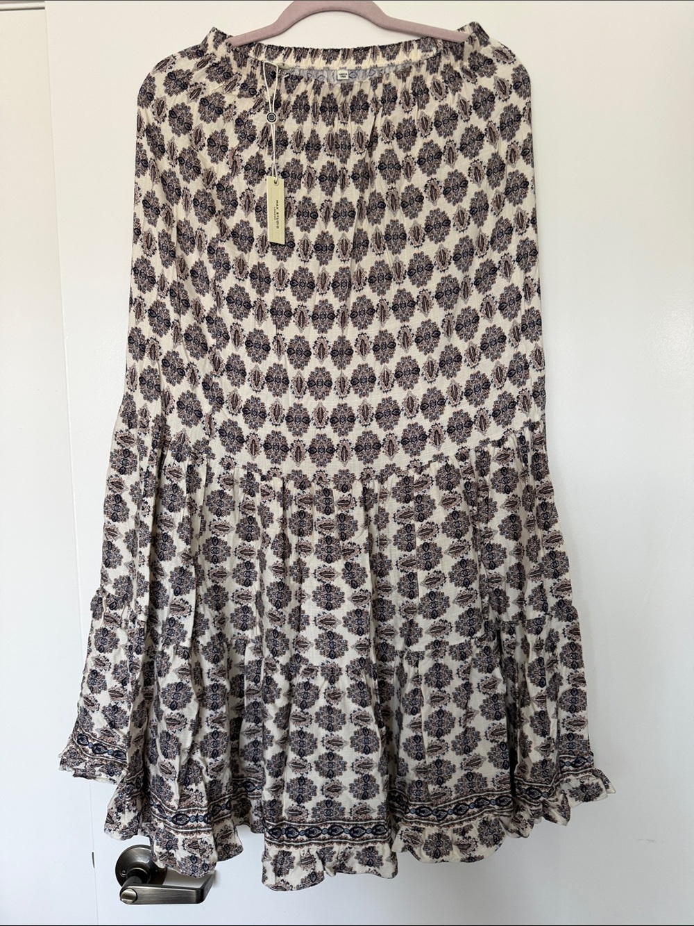 Max Studio Cream and Black Printed Circle Skirt